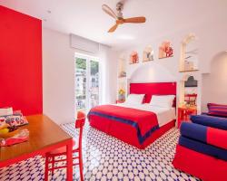Red room - Maison Lauren